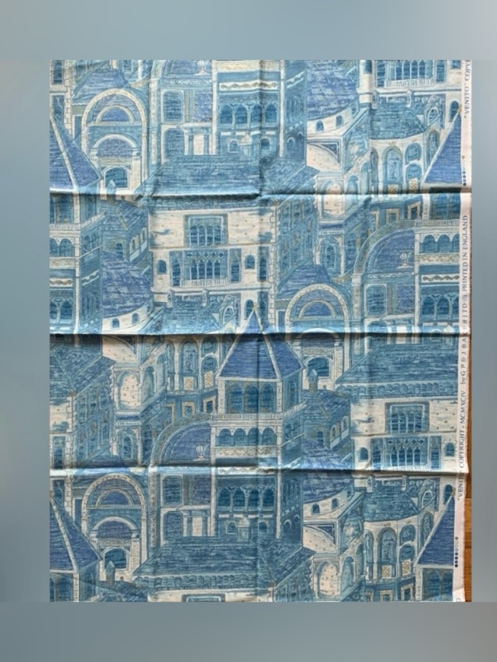 Rare Vintage 1994 England G P & J Baker Remnant Venito